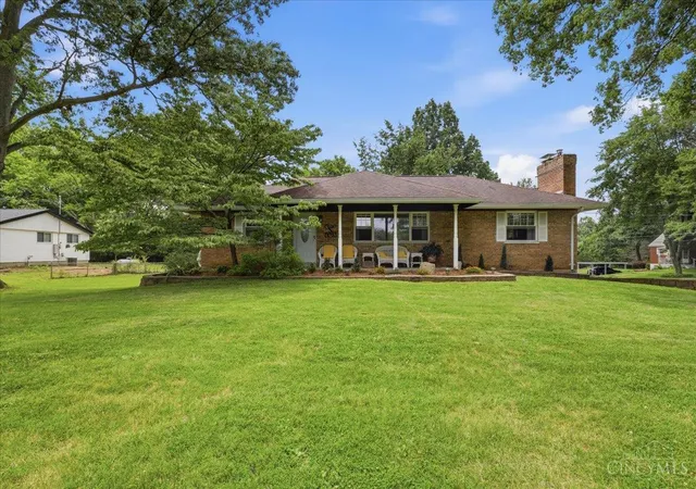Homes for sale in Miami Twp, OH | 907 Blackburn Dr, Miami Twp, OH 45140 | MLS# 1884823