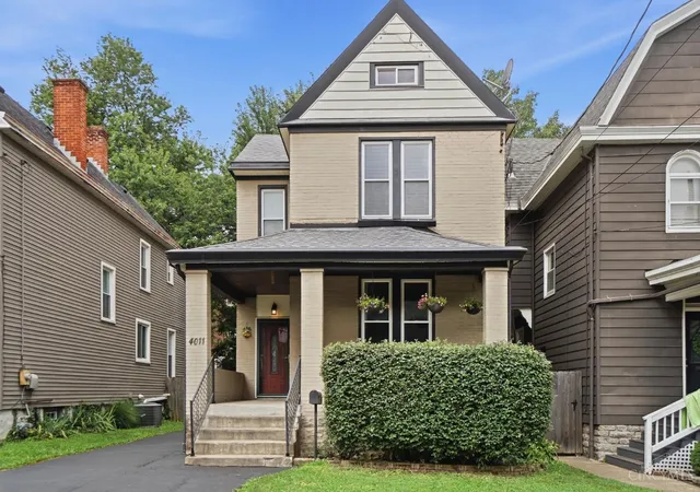 Homes for sale in Norwood, OH | 4011 Elsmere Ave, Norwood, OH 45212 | MLS# 1886061