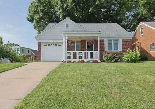 Homes for sale in Cheviot, OH | 4235 Marlin Ave, Cheviot, OH 45211 | MLS# 1885823
