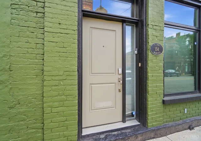 2nd image of 154 E Mcmicken Ave, Cincinnati, OH 45202 | MLS# 1886142