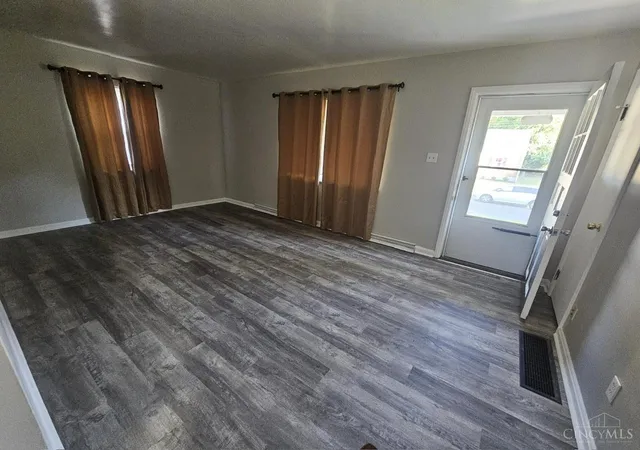 5th image of 1720 Marilyn Ln, Cincinnati, OH 45231 | MLS# 1886162