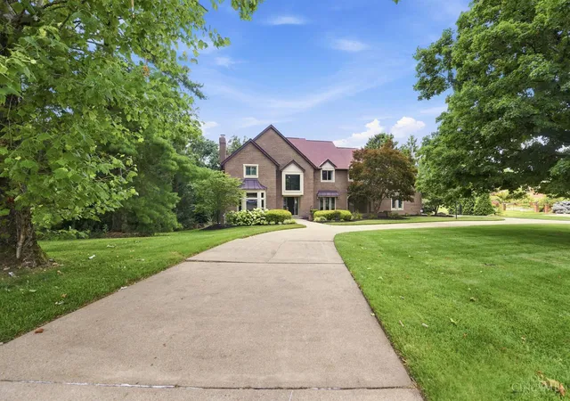 Homes for sale in Anderson Twp, OH | 401 Sunny Acres Dr, Anderson Twp, OH 45255 | MLS# 1886069