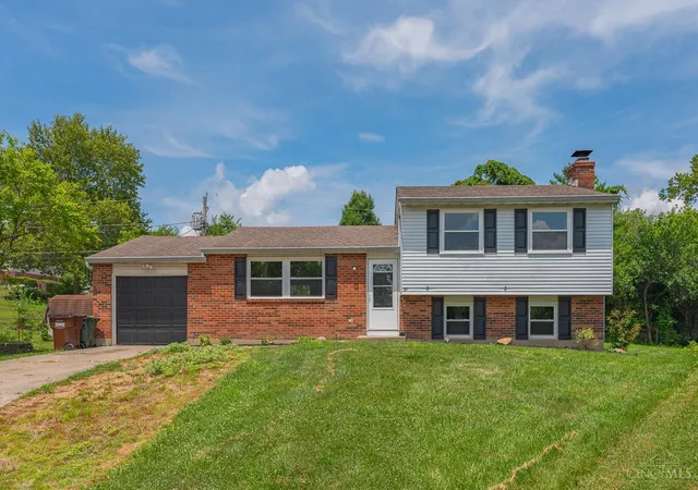 Homes for sale in Colerain Twp, OH | 12105 Birchgrove Ct, Colerain Twp, OH 45251 | MLS# 1886128