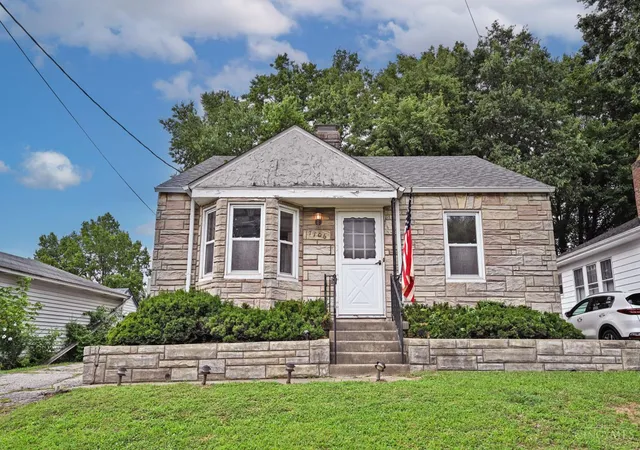 Homes for sale in Deer Park, OH | 7106 Carnation Ave, Deer Park, OH 45236 | MLS# 1886205