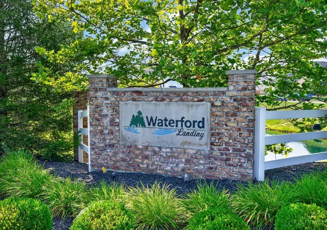 Homes for sale in Fairborn, OH | 24 Waterford Blvd, Fairborn, OH 45324 | MLS# 1886206