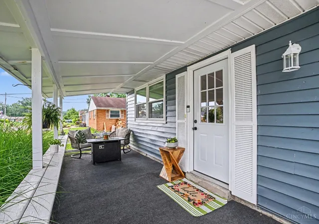 Photo 2 of Sale Pending at 818 Marbea Dr, Loveland, OH 45140 | MLS# 1886098 | Listing updated on 2026-08-03