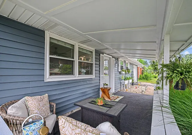 Photo 3 of Sale Pending at 818 Marbea Dr, Loveland, OH 45140 | MLS# 1886098 | Listing updated on 2026-08-03