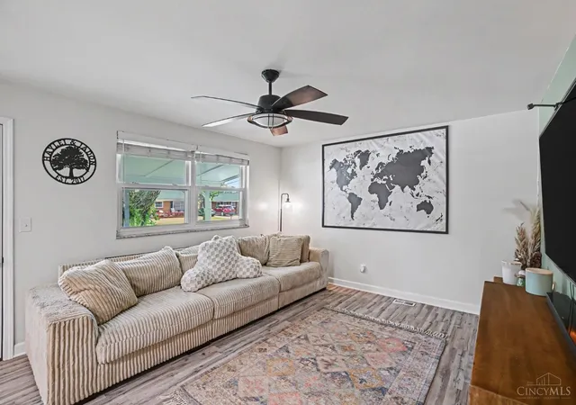 Photo 4 of Sale Pending at 818 Marbea Dr, Loveland, OH 45140 | MLS# 1886098 | Listing updated on 2026-08-03