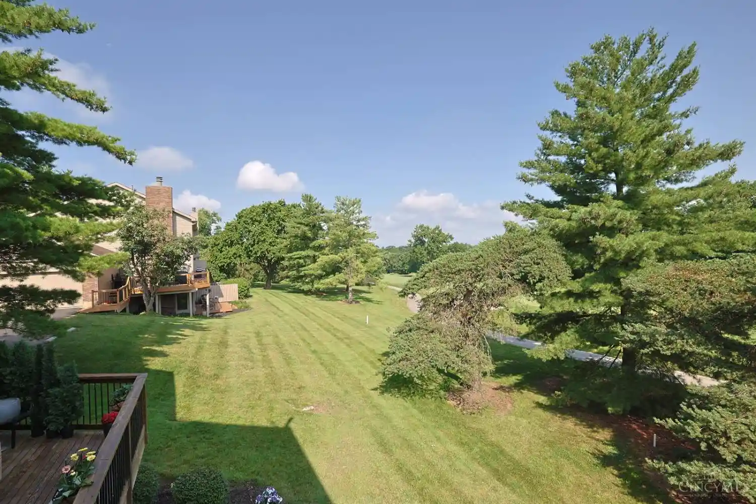 Homes for sale in Blue Ash, OH | 90 Carpenters Ridge, Blue Ash, OH 45241