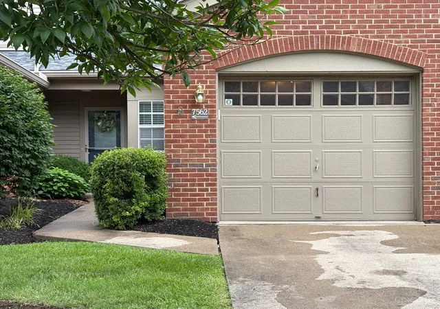Homes for sale in Anderson Twp, OH | 7562 Greenarbor Dr, Anderson Twp, OH 45255 | MLS# 1885773