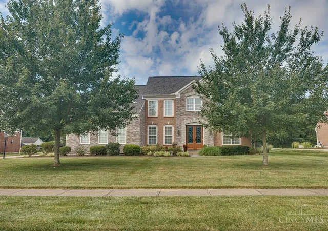 Homes for sale in Union Twp, OH | 4227 English Oaks Ct, Union Twp, OH 45103 | MLS# 1886224