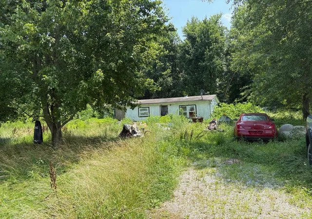 Homes for sale in Franklin Twp, OH | 7768 Weis Rd, Franklin Twp, OH 45171 | MLS# 1886216