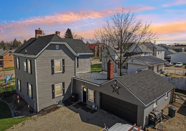 Homes for sale in Blanchester, OH | 213 Broadway St, Blanchester, OH 45107 | MLS# 1886126