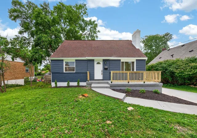 Homes for sale in Sycamore Twp, OH | 8957 Plainfield Rd, Sycamore Twp, OH 45236 | MLS# 1886237