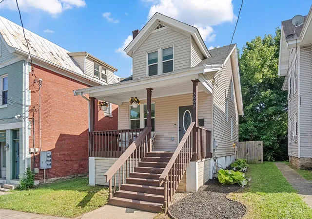 Homes for sale in Cincinnati, OH | 3003 W 8Th St, Cincinnati, OH 45205 | MLS# 1886223