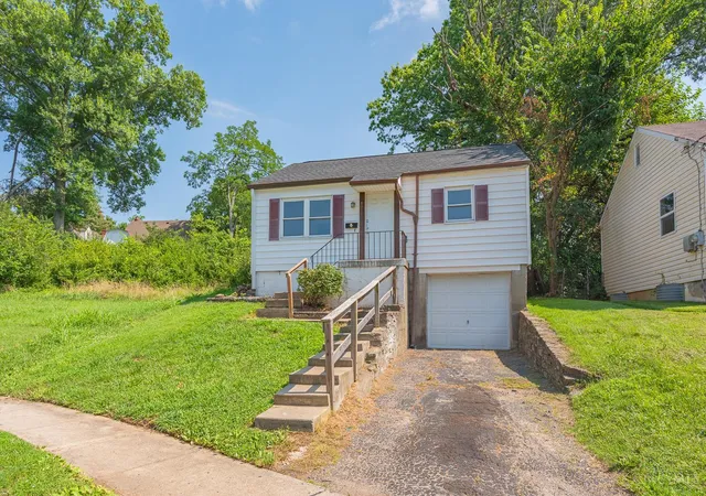 1st image of 1914 Ashbrook Dr, Cincinnati, OH 45238 | MLS# 1886267