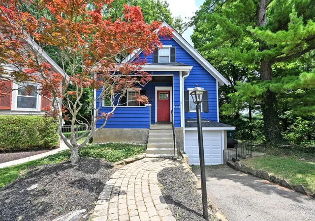 Homes for sale in Cincinnati, OH | 3559 Rawson Pl, Cincinnati, OH 45209 | MLS# 1886106