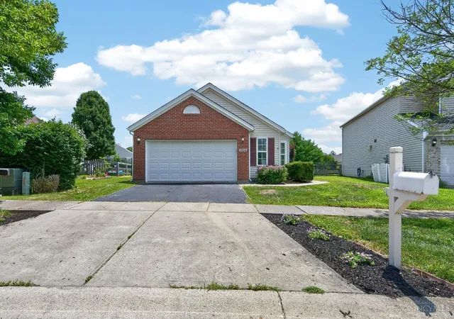 Homes for sale in Maineville, OH | 7724 Hillsdowne Cir, Maineville, OH 45039 | MLS# 1885362