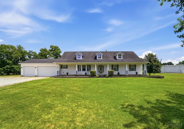 Homes for sale in Washington Twp, OH | 7353 Ross Rd, Washington Twp, OH 45054 | MLS# 1886276