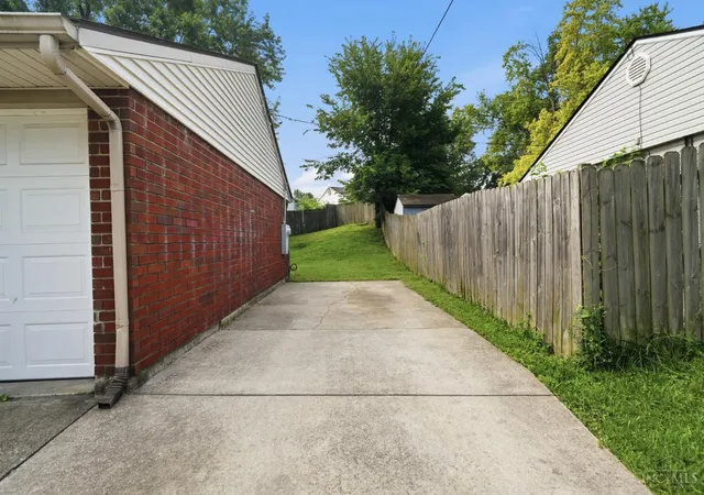 Homes for sale in Franklin, OH | 760 David Blvd, Franklin, OH 45005 | MLS# 1886300