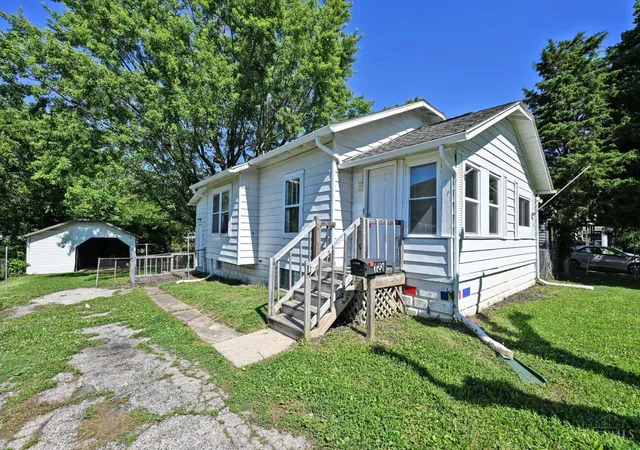 Homes for sale in Jefferson Twp, OH | 121 S West End Ave, Jefferson Twp, OH 45417 | MLS# 1886295