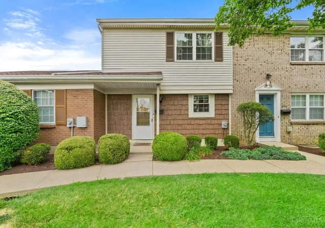 Homes for sale in Colerain Twp, OH | 3495 Amberway Ct, Colerain Twp, OH 45251 | MLS# 1885994