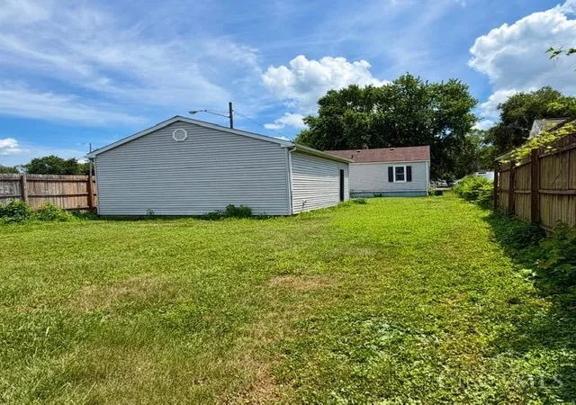 Homes for sale in Middletown, OH | 3016 Mohawk, Middletown, OH 45044 | MLS# 1886308
