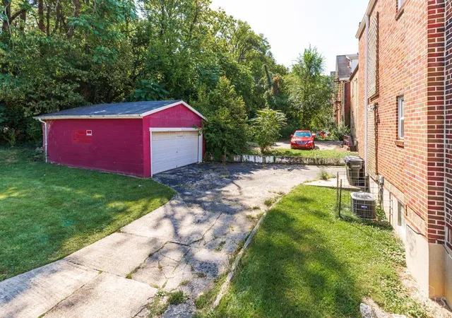Homes for sale in Cincinnati, OH | 1286 Quebec Rd, Cincinnati, OH 45205 | MLS# 1885010