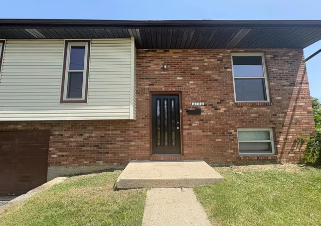 Homes for sale in Cincinnati, OH | 4750 Mayhew Ave, Cincinnati, OH 45238 | MLS# 1885060