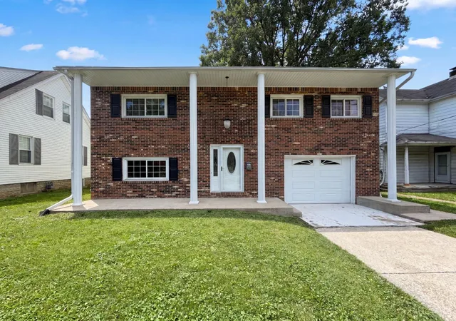 1st image of 561 Nowlin Ave, Greendale, IN 47025 | MLS# 1886183