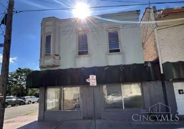 Homes for sale in Lockland, OH | 701 W Wyoming Ave, Lockland, OH 45215 | MLS# 1886324