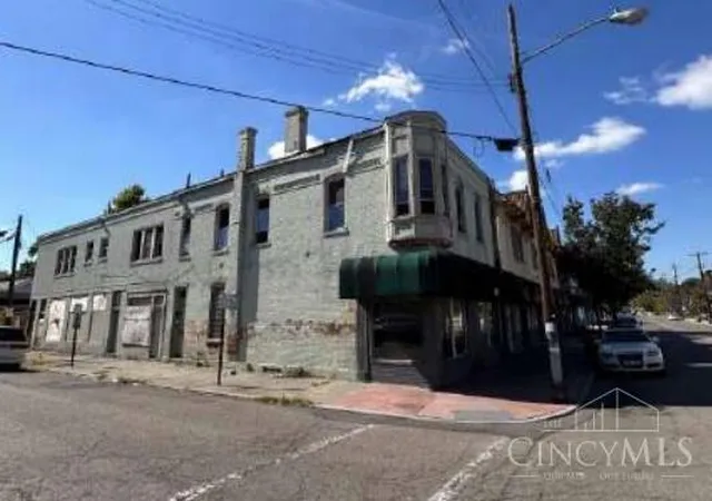 Homes for sale in Lockland, OH | 701 W Wyoming Ave, Lockland, OH 45215