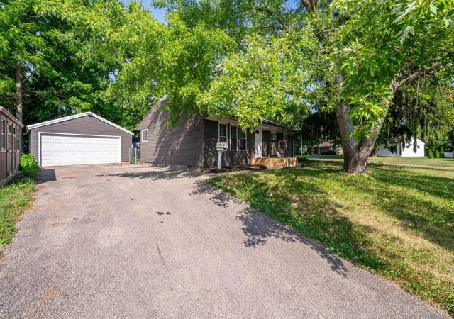 Photo 1 of Single family home for sale at 2793 Galewood St, Kettering, OH 45420 | MLS# 1885481 | Listing updated on 2026-09-18