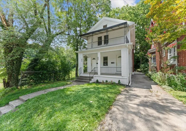 1st image of 2011 Highland Ave, Cincinnati, OH 45219 | MLS# 1886319