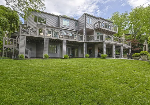71st image of 20 Grandin Ln, Cincinnati, OH 45208 | MLS# 1886392