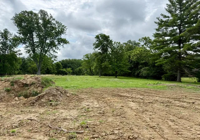 15th image of 6695 Loveland Miamiville Rd #B, Loveland, OH 45140 | MLS# 1886348
