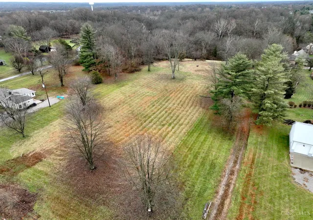 3rd image of 6695 Loveland Miamiville Rd #B, Loveland, OH 45140 | MLS# 1886348