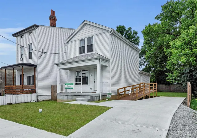 2nd image of 1789 Agnes, Cincinnati, OH 45223 | MLS# 1886375
