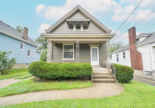 2nd image of 3939 Delmar Ave, Cincinnati, OH 45211 | MLS# 1886423