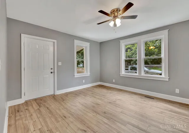 Homes for sale in Lockland, OH | 230 Carthage Ave, Lockland, OH 45215 | MLS# 1886425