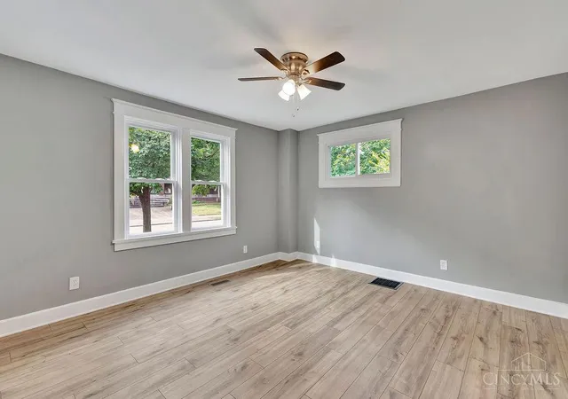 Homes for sale in Lockland, OH | 230 Carthage Ave, Lockland, OH 45215 | MLS# 1886425