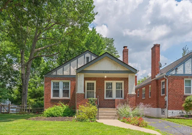 Homes for sale in Cincinnati, OH | 6420 Girard Ave, Cincinnati, OH 45213 | MLS# 1886437