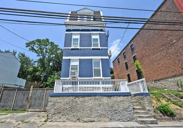 1st image of 458 W Mcmicken Ave, Cincinnati, OH 45214 | MLS# 1885952
