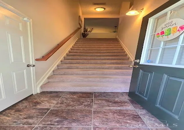 5th image of 1002 Lost Xing, Cincinnati, OH 45231