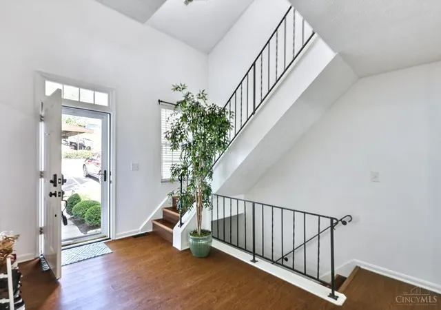 5th image of 20 N Applewood Ct, Fairfield, OH 45014 | MLS# 1886484