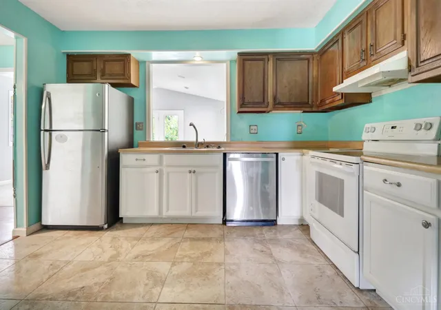 Photo 3 of Single family home for sale at 5953 Mindy Dr, Fairfield Twp, OH 45011 | MLS# 1886503 | Listing updated on 2026-08-03