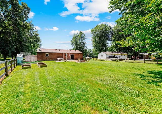 Homes for sale in Goshen Twp, OH | 2502 State Route 28, Goshen Twp, OH 45162 | MLS# 1886506