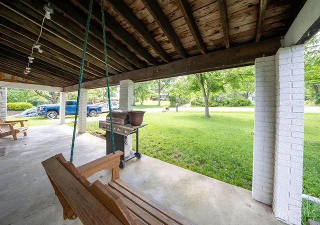 Photo 3 of Single family home for sale at 3036 Fiddlers Green Rd, Cincinnati, OH 45248 | MLS# 1886451 | Listing updated on 2026-08-10