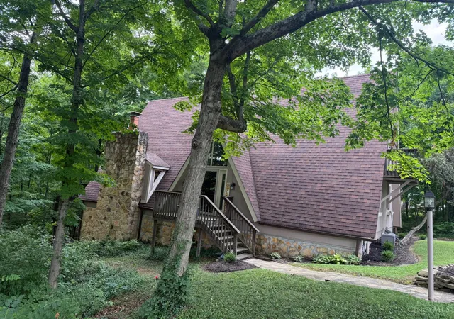 1st image of 4121 Lisa Ln, Middletown, OH 45042 | MLS# 1886469