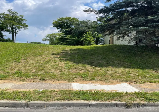 Photo 3 of Land for sale at 960 Wells St, Cincinnati, OH 45205 | MLS# 1886530 | Listing updated on 2026-07-14